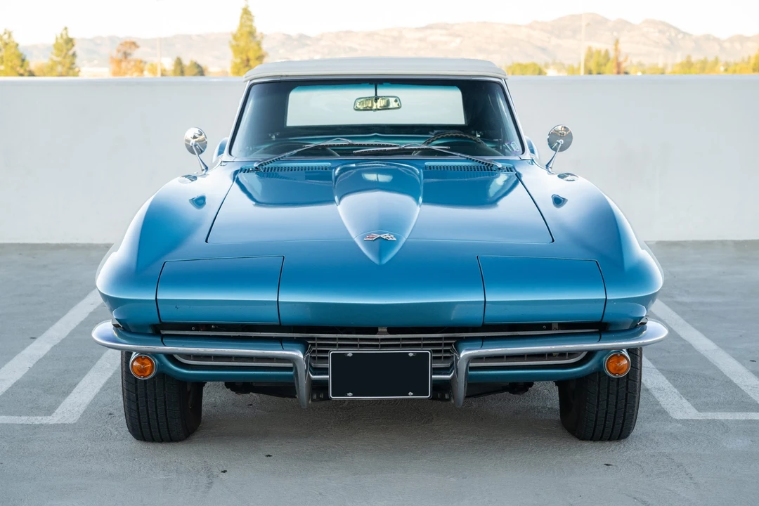 1965 Chevrolet Corvette C2 - Image 2 of 31