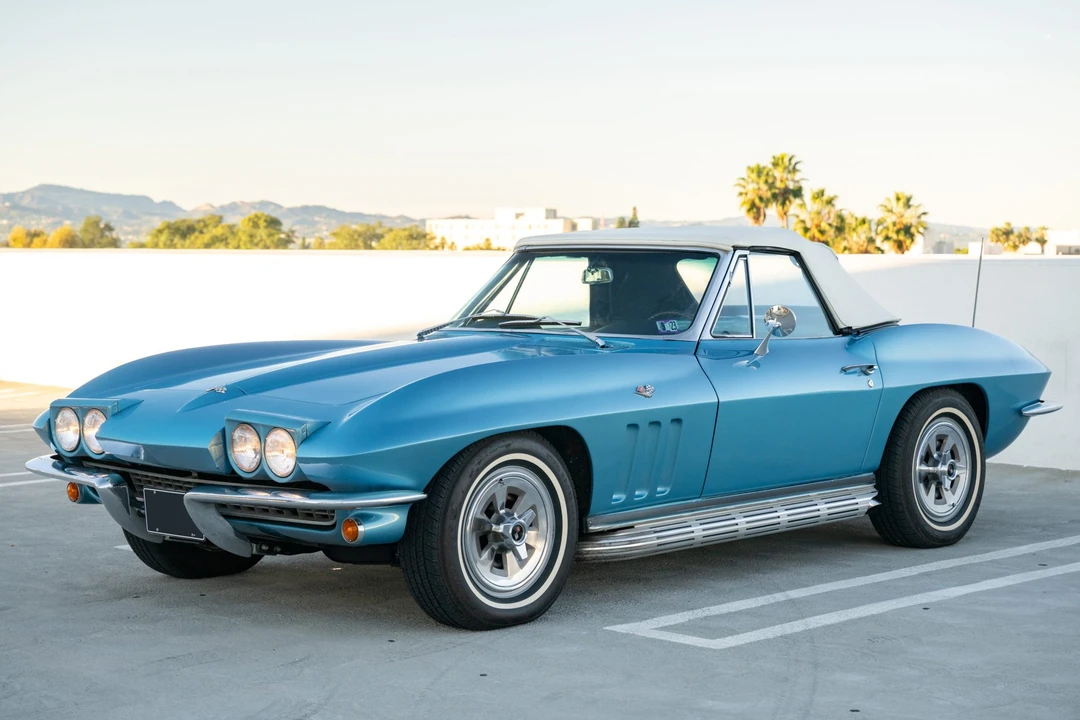 1965 Chevrolet Corvette C2 - Image 19 of 31