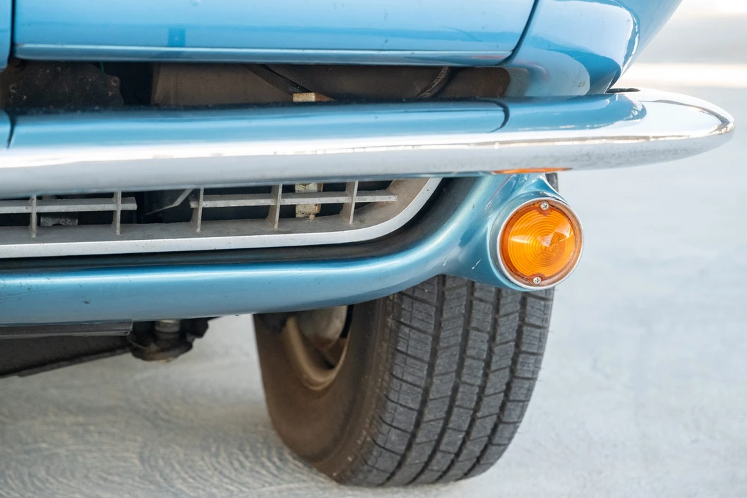 1965 Chevrolet Corvette C2 - Image 27 of 31
