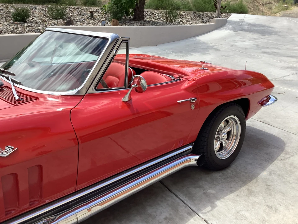 1965 Chevrolet Corvette C2 - Image 23 of 31