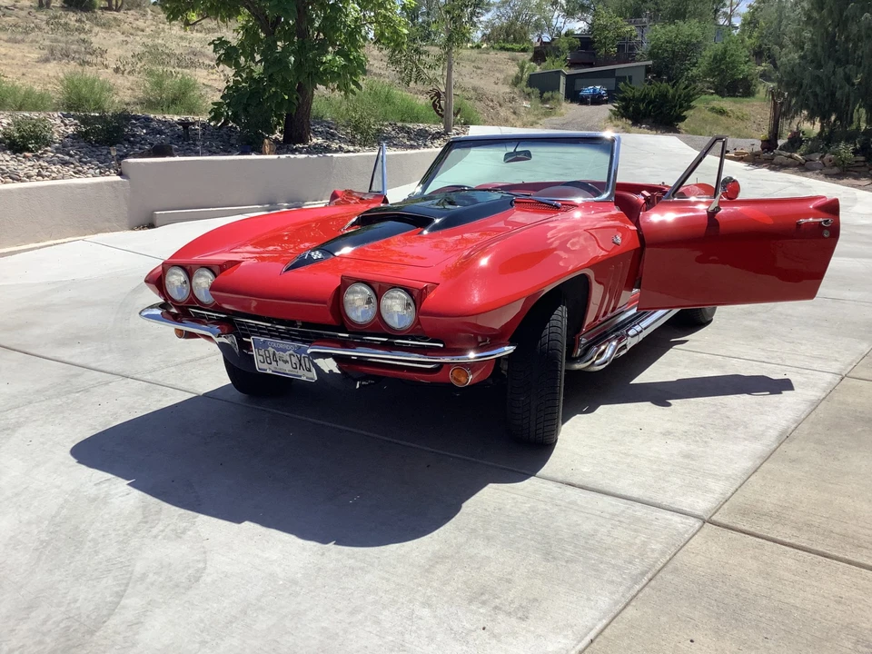 1965 Chevrolet Corvette C2 - Image 5 of 31