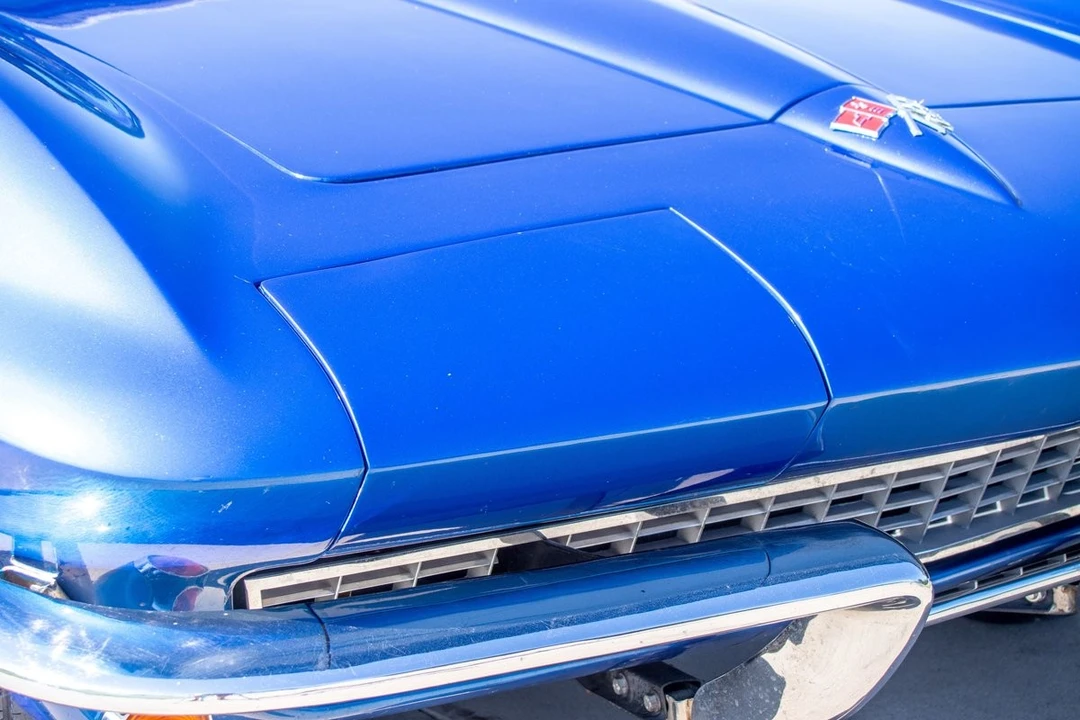 1965 Chevrolet Corvette C2 - Image 9 of 21