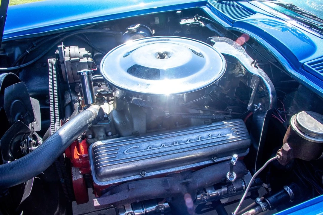 1965 Chevrolet Corvette C2 - Image 19 of 21