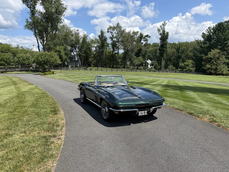 1965 Chevrolet Corvette C2 - Image 10 of 31