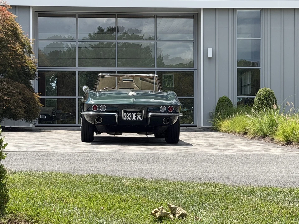 1965 Chevrolet Corvette C2 - Image 27 of 31