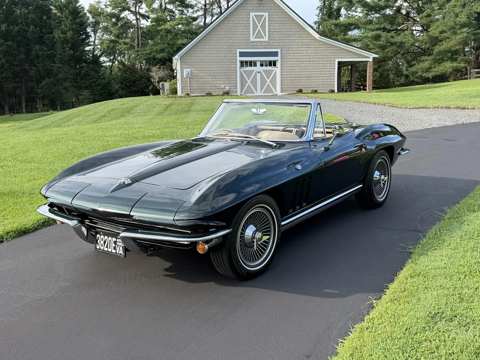1965 Chevrolet Corvette C2 - Image 6 of 31