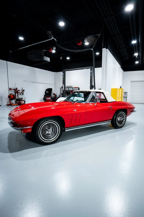 1965 Chevrolet Corvette C2 - Image 3 of 31