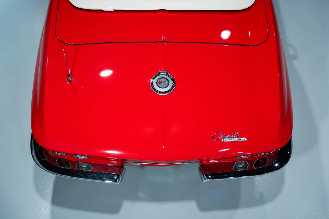1965 Chevrolet Corvette C2 - Image 23 of 31