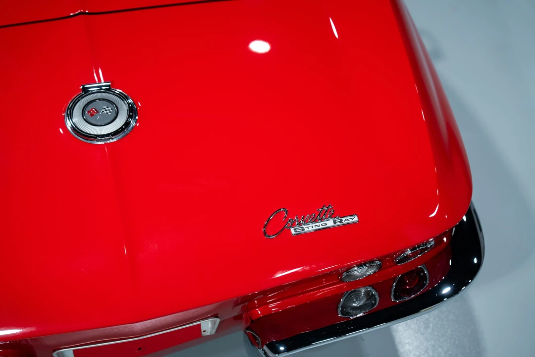 1965 Chevrolet Corvette C2 - Image 22 of 31