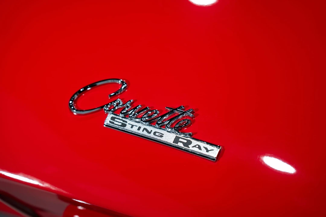 1965 Chevrolet Corvette C2 - Image 25 of 31