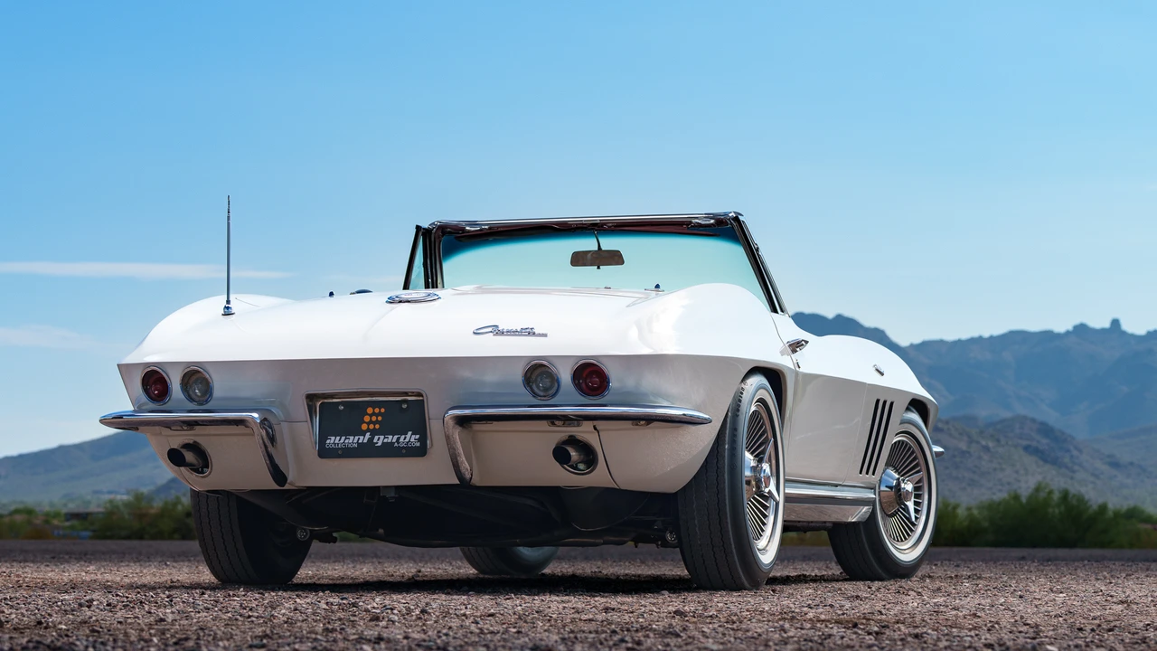 1965 Chevrolet Corvette C2 - Image 21 of 31