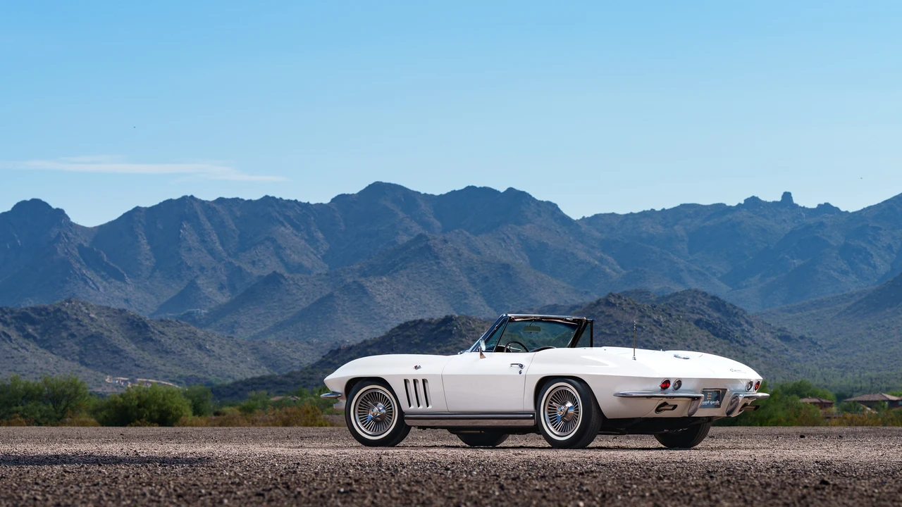 1965 Chevrolet Corvette C2 - Image 29 of 31