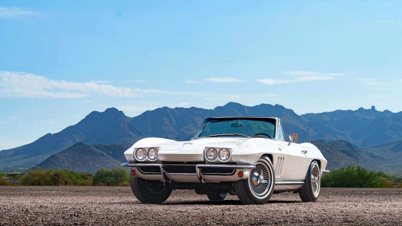 1965 Chevrolet Corvette C2 - Image 5 of 31