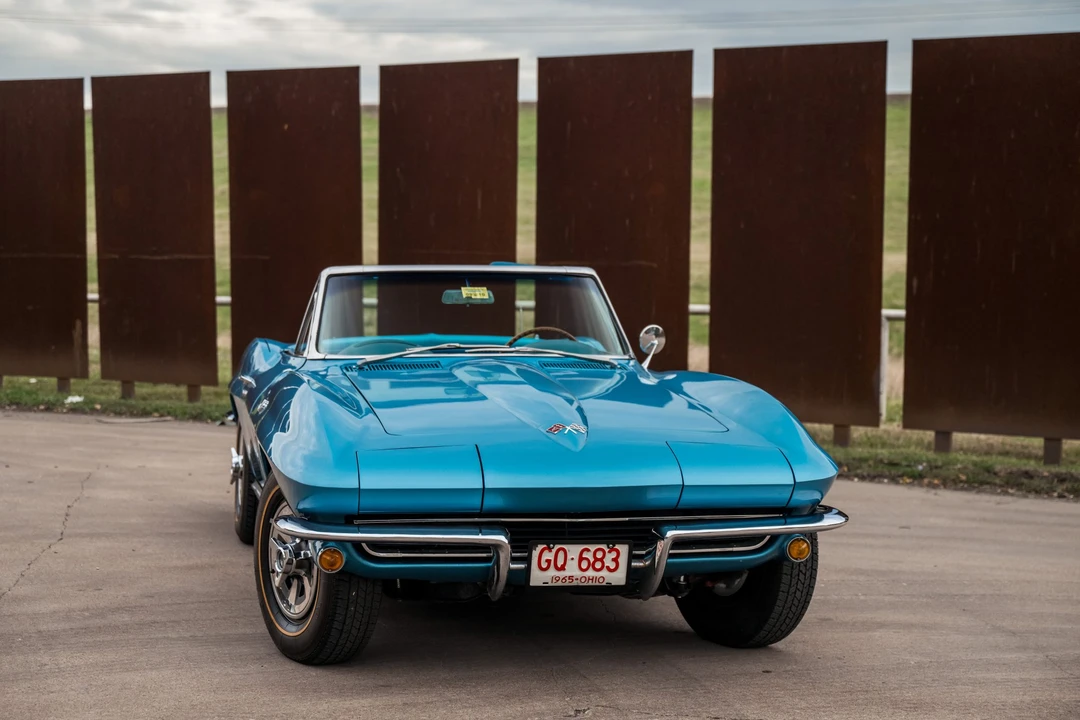 1965 Chevrolet Corvette C2 - Image 8 of 31