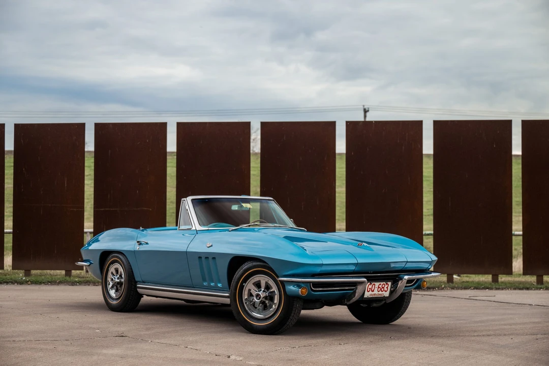 1965 Chevrolet Corvette C2 - Image 2 of 31