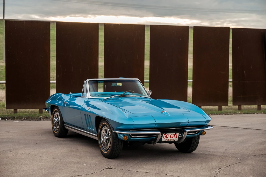 1965 Chevrolet Corvette C2 - Image 4 of 31
