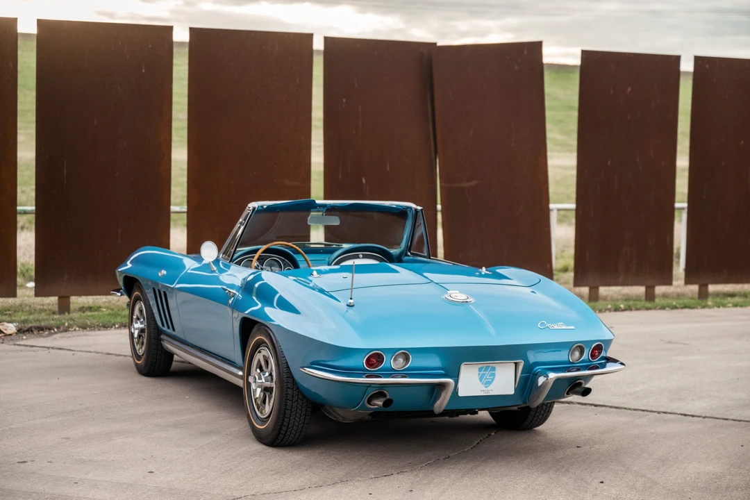 1965 Chevrolet Corvette C2 - Image 23 of 31