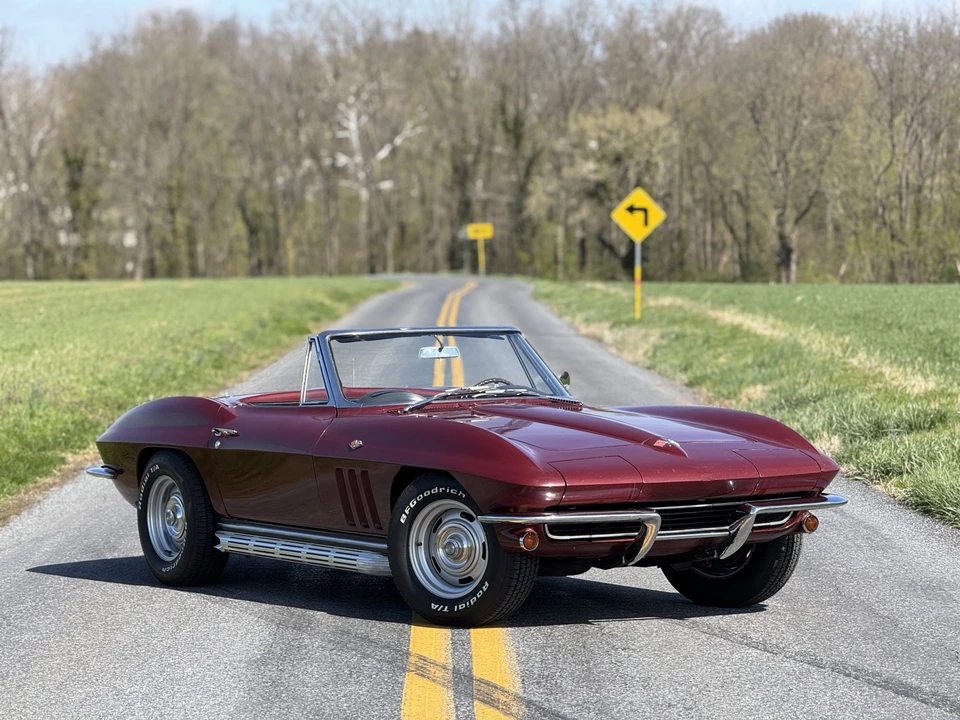 1965 Chevrolet Corvette C2 - Image 10 of 31