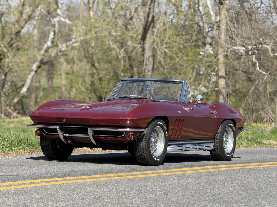 1965 Chevrolet Corvette C2 - Image 4 of 31