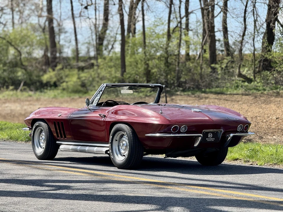 1965 Chevrolet Corvette C2 - Image 25 of 31