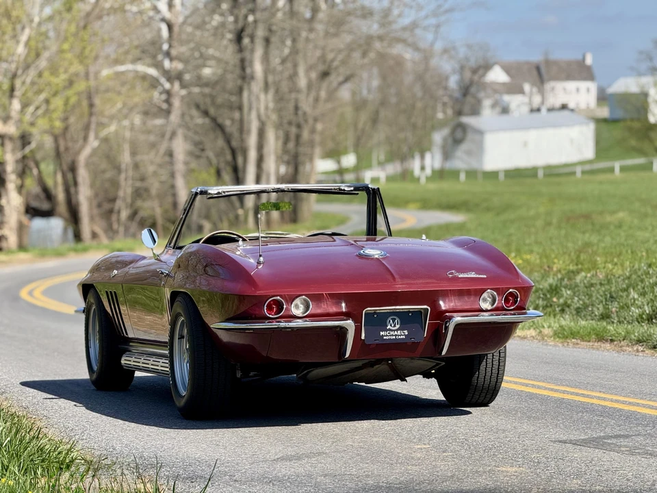 1965 Chevrolet Corvette C2 - Image 21 of 31