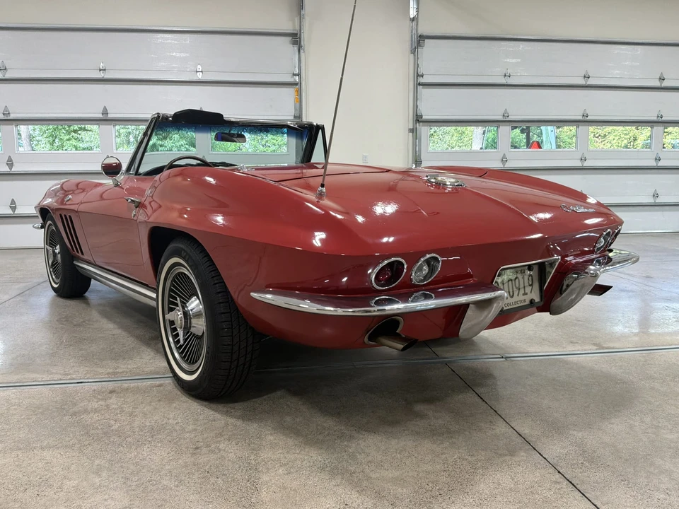 1965 Chevrolet Corvette C2 - Image 14 of 31