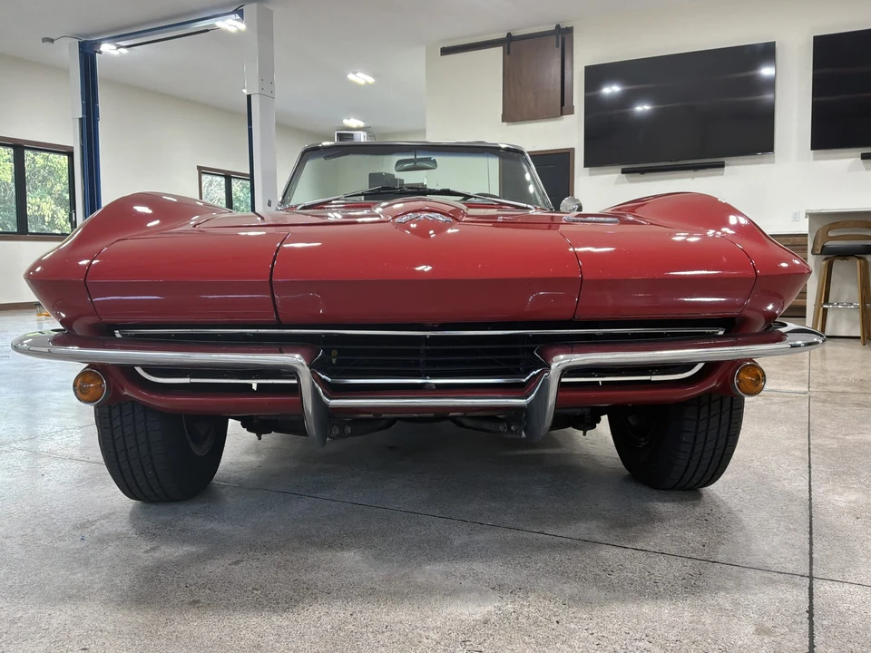 1965 Chevrolet Corvette C2 - Image 6 of 31