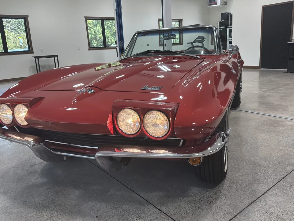 1965 Chevrolet Corvette C2 - Image 5 of 31