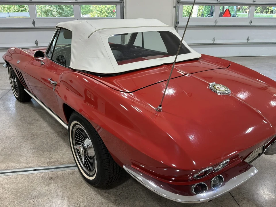 1965 Chevrolet Corvette C2 - Image 26 of 31