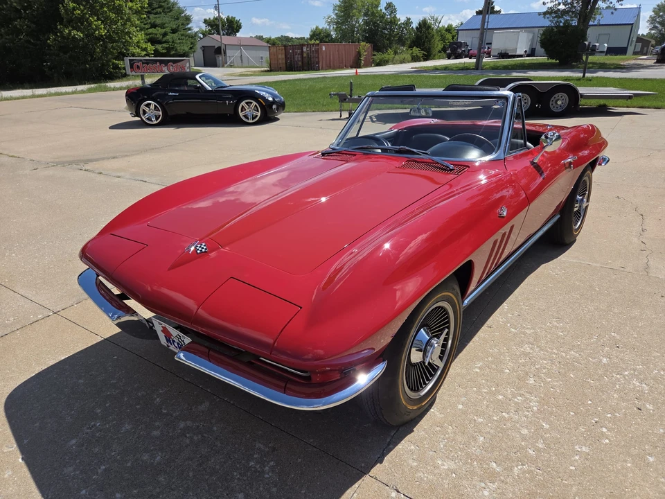 1965 Chevrolet Corvette C2 - Image 26 of 31