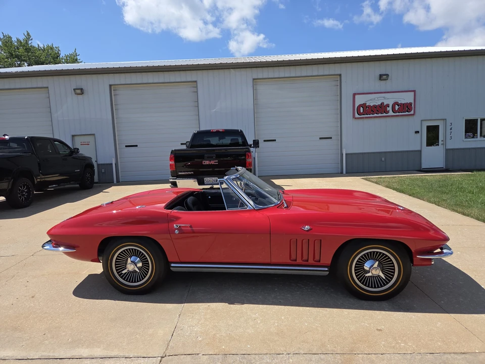 1965 Chevrolet Corvette C2 - Image 29 of 31