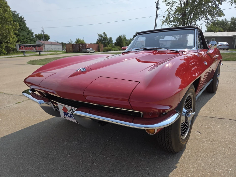 1965 Chevrolet Corvette C2 - Image 4 of 31
