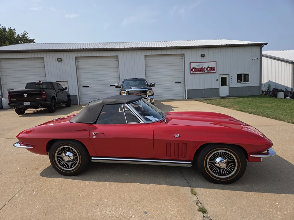 1965 Chevrolet Corvette C2 - Image 12 of 31