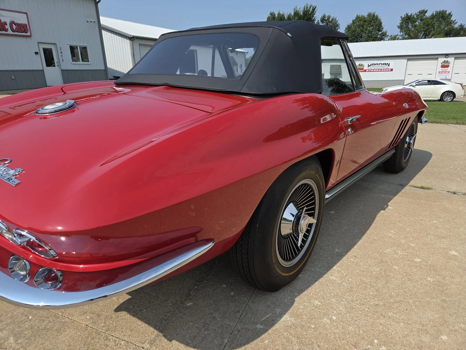 1965 Chevrolet Corvette C2 - Image 15 of 31
