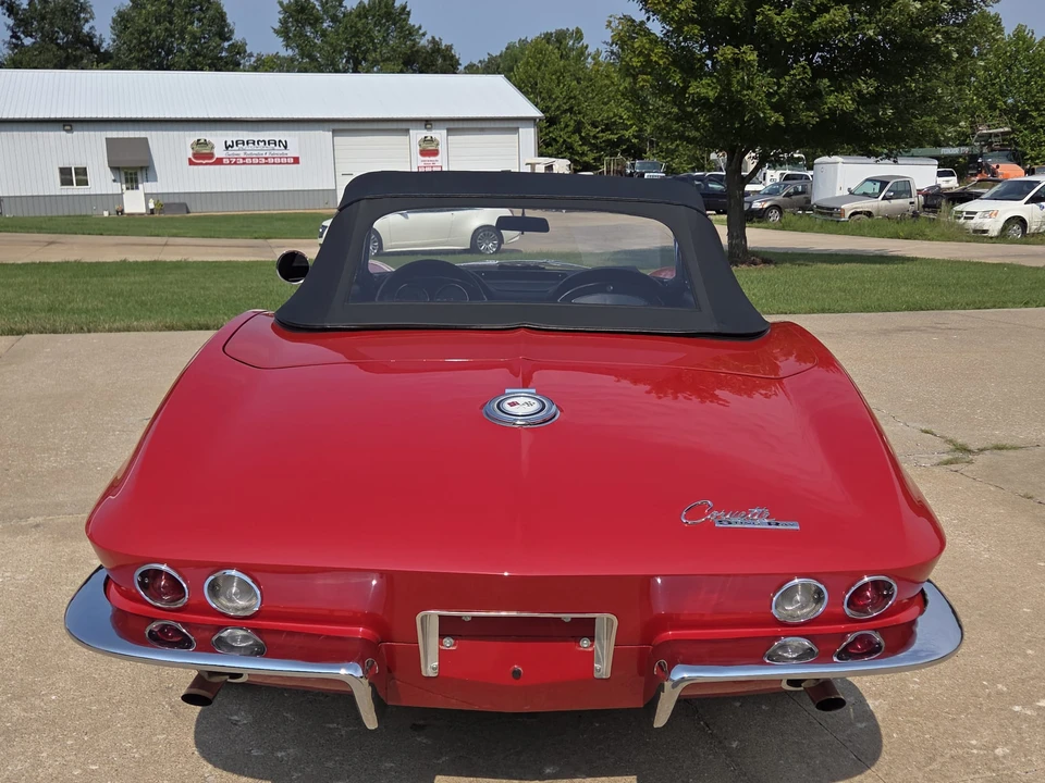 1965 Chevrolet Corvette C2 - Image 18 of 31