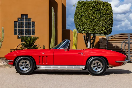 1965 Chevrolet Corvette C2 - Image 2 of 31