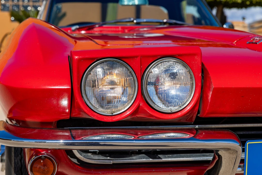 1965 Chevrolet Corvette C2 - Image 30 of 31