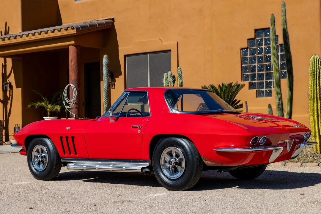 1965 Chevrolet Corvette C2 - Image 11 of 31