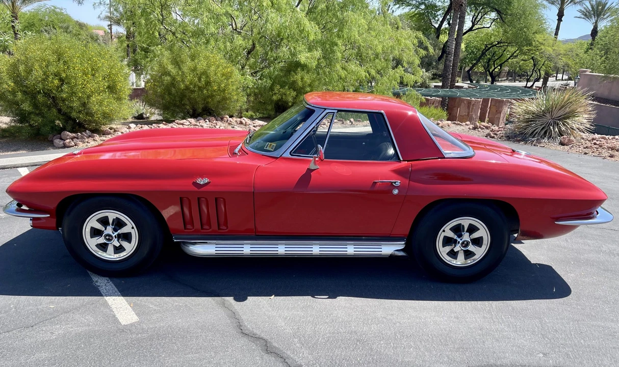 1965 Chevrolet Corvette C2 - Image 21 of 31