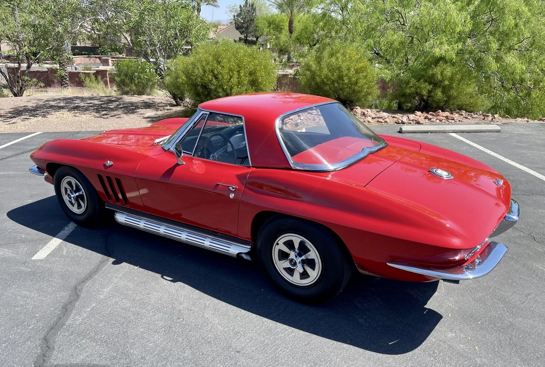 1965 Chevrolet Corvette C2 - Image 20 of 31