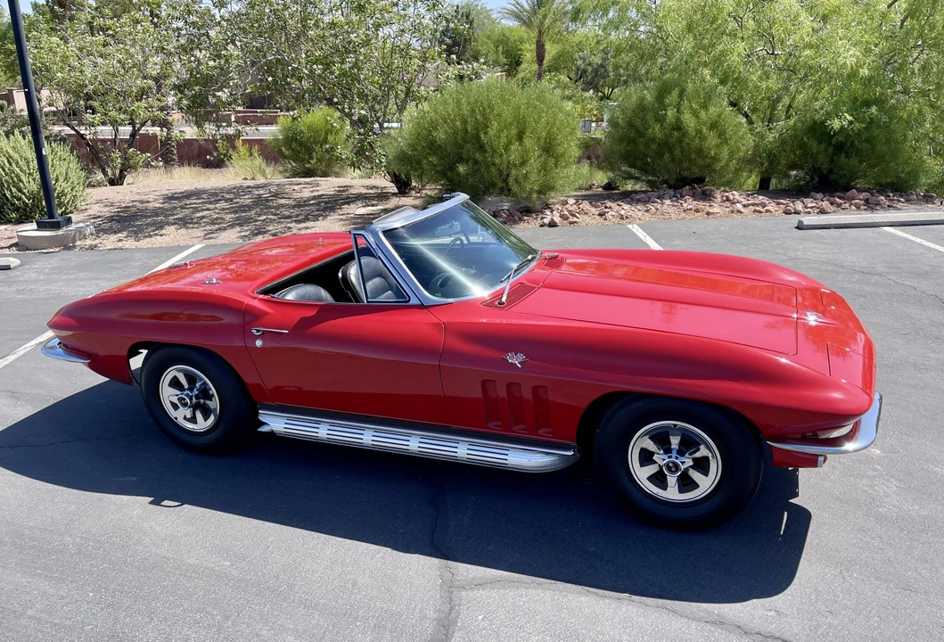 1965 Chevrolet Corvette C2 - Image 7 of 31