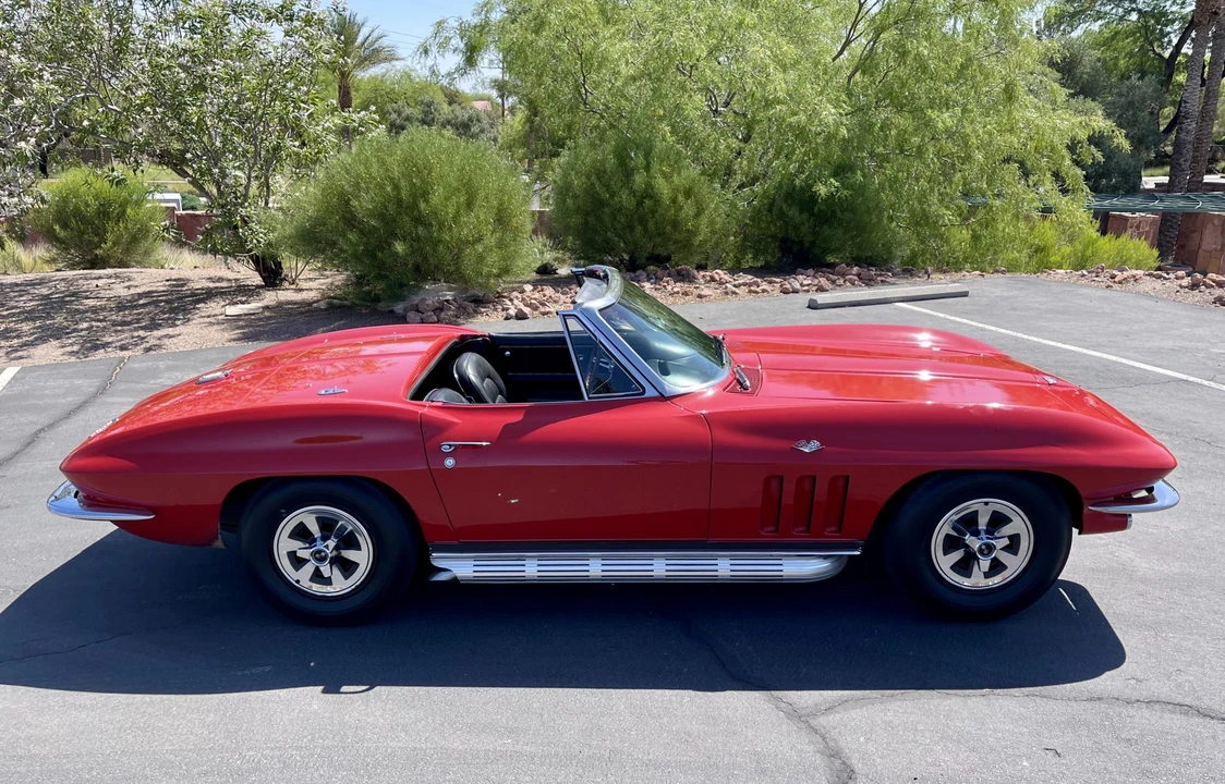 1965 Chevrolet Corvette C2 - Image 9 of 31