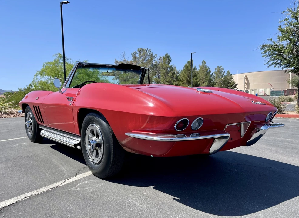 1965 Chevrolet Corvette C2 - Image 11 of 31