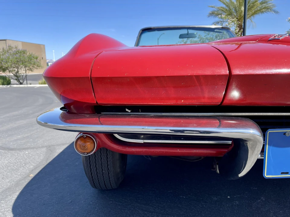 1965 Chevrolet Corvette C2 - Image 23 of 31