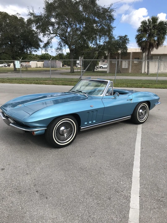 1965 Chevrolet Corvette C2 - Image 2 of 31