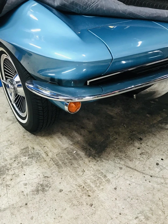 1965 Chevrolet Corvette C2 - Image 21 of 31