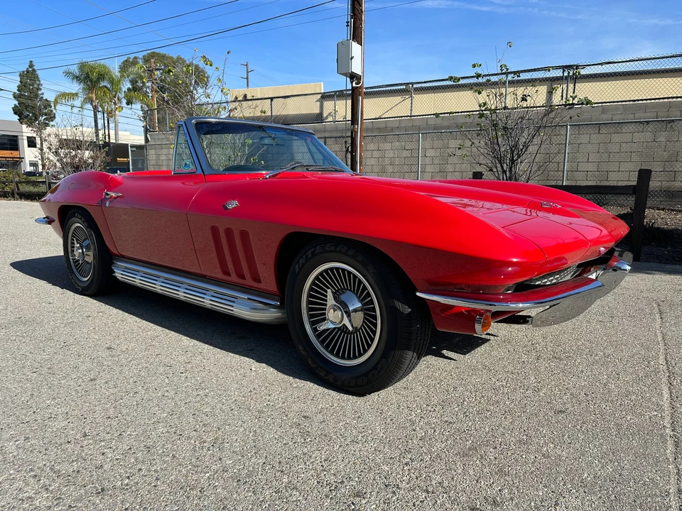 1965 Chevrolet Corvette C2 - Image 7 of 31