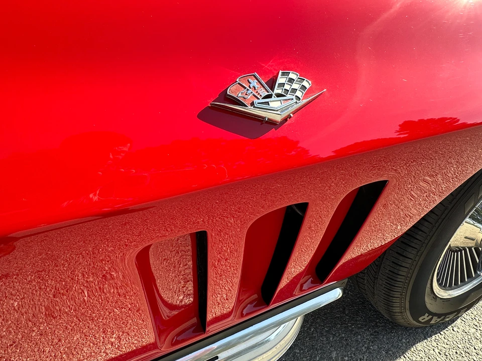 1965 Chevrolet Corvette C2 - Image 20 of 31
