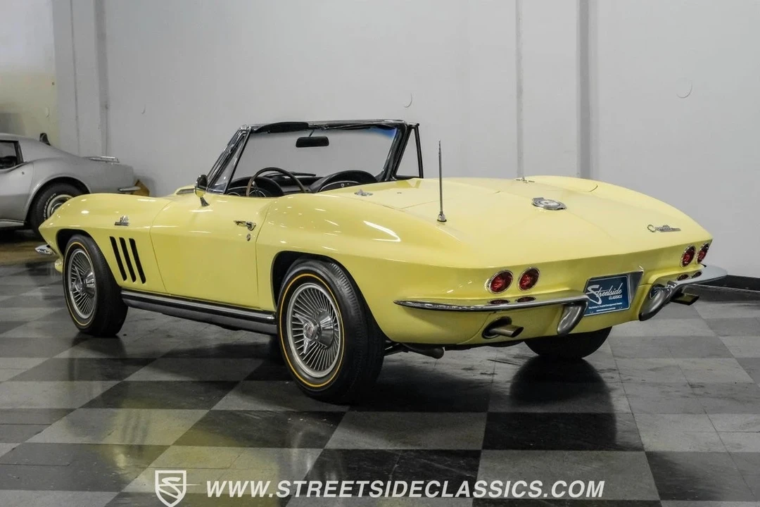 1965 Chevrolet Corvette C2 - Image 12 of 12