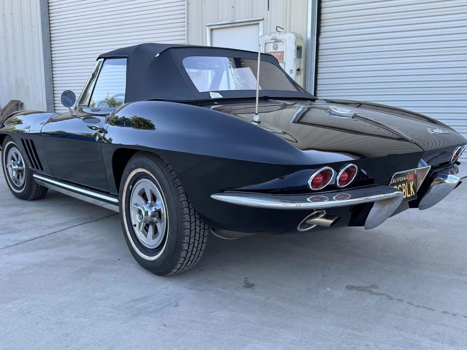 1965 Chevrolet Corvette C2 - Image 9 of 31